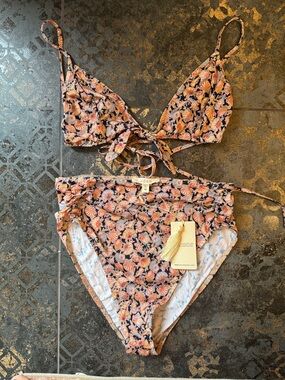 Doen Floral Shell Print Bikini in Navy, Peach, Cream